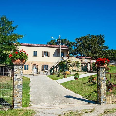 Le Pitture Casa Di Campagna Filiano Exterior foto